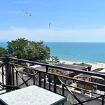 Seaview Bg Front Apartment Goldstrand