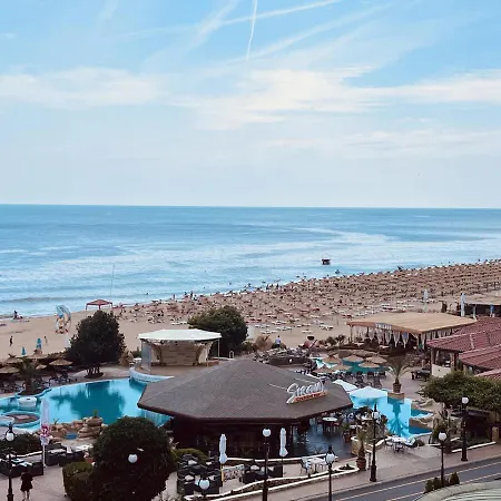 Sea View Front Appartement *