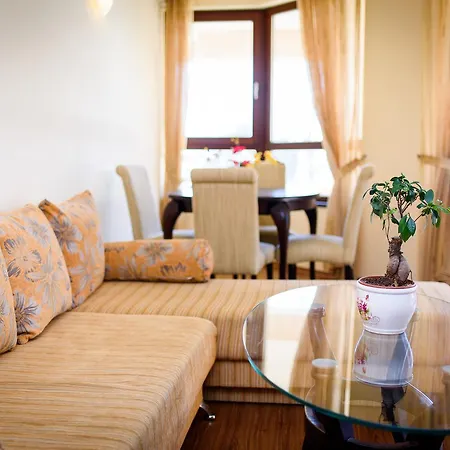 Апартаменты Front Seaview Bg