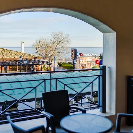 Sea View Front Appartement *