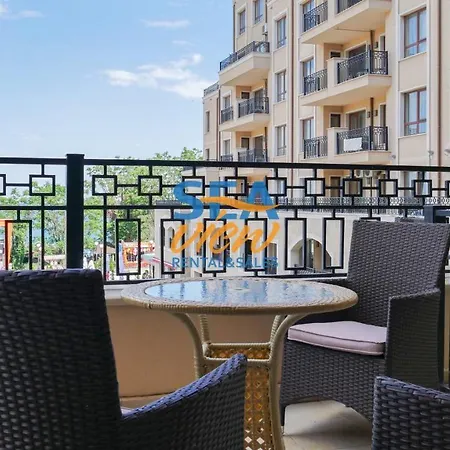 Sea View Front * غولدن ساندز