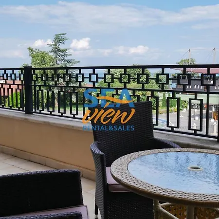 Seaview Bg Front Apartment