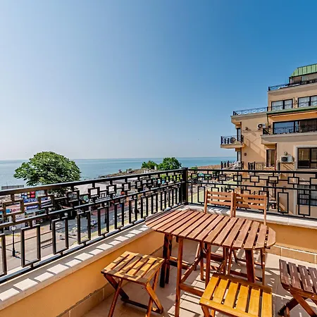 Seaview Bg Front Apartmán *