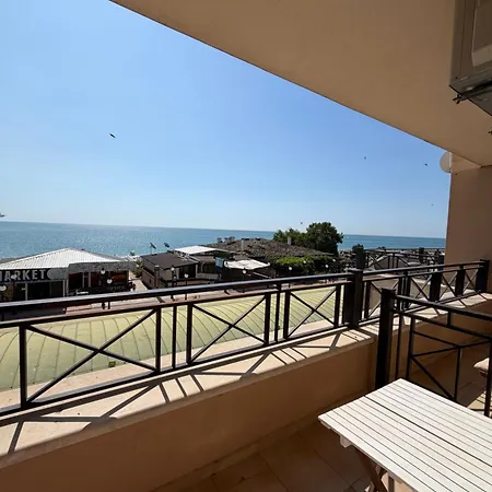 Lejlighed Seaview Bg Front Golden Sands