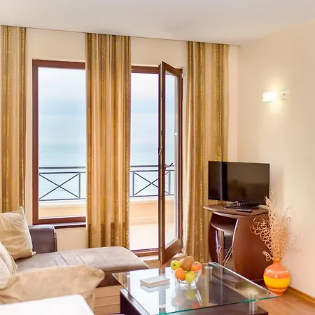 Apartment Seaview Bg Front *