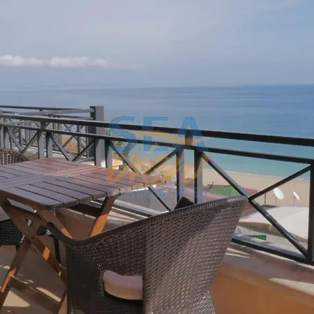 Sea View Front * غولدن ساندز