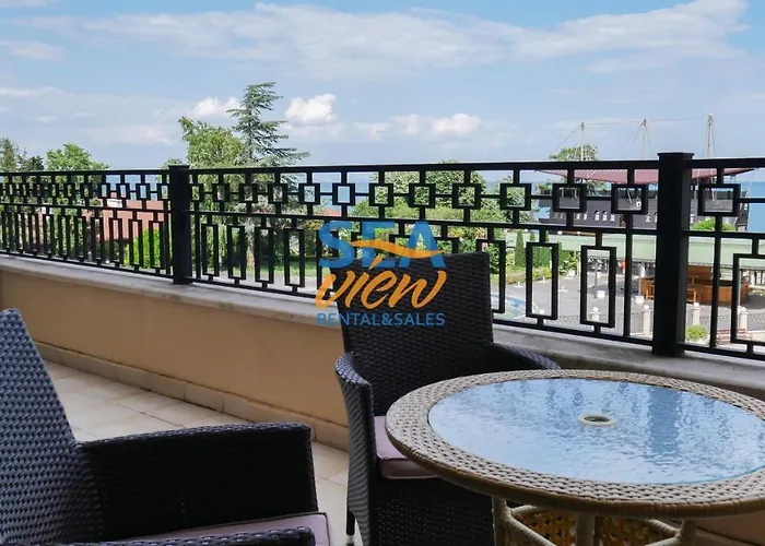 Seaview Bg Front Appartamento